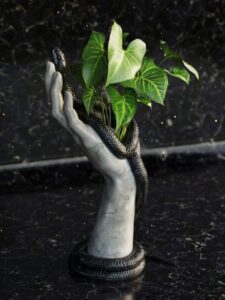 snake vase